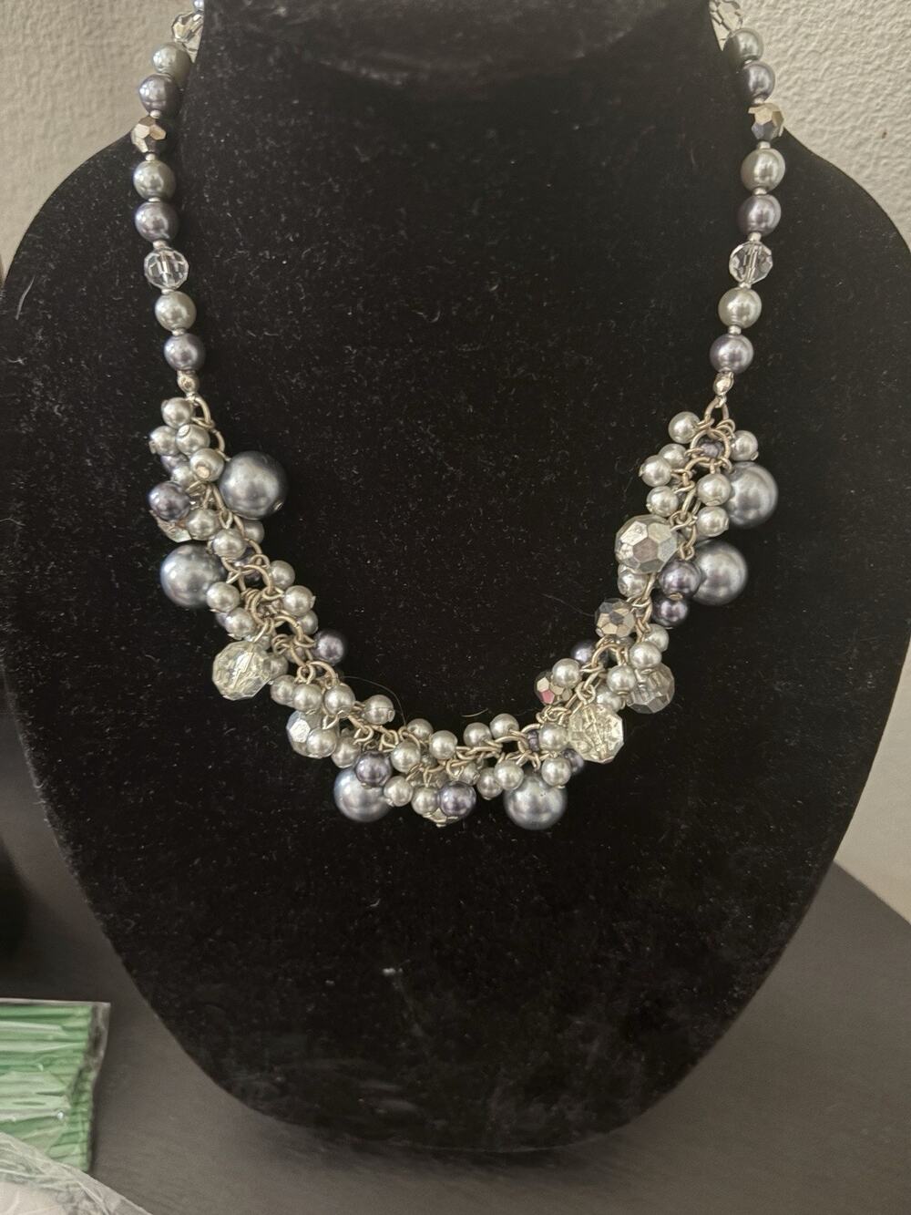 Silver Grey Pearl Cluster Necklace 21 Inches